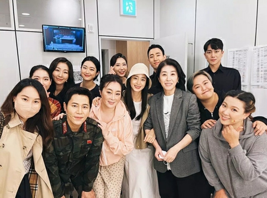 電視劇《哈囉掰掰，我是鬼媽媽》一起去看李奎炯演出