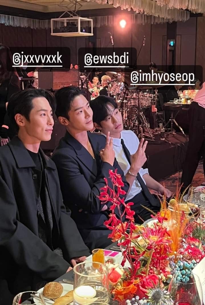 李宰旭、路雲、安孝燮於《W Korea》活動上合體