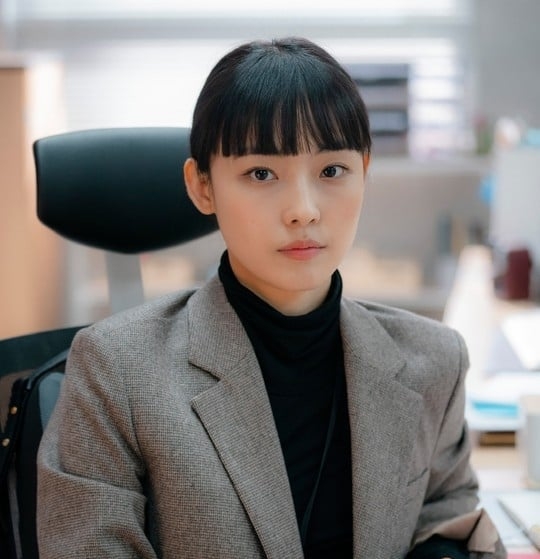 全少妮飾演天才搜查官閔在伊