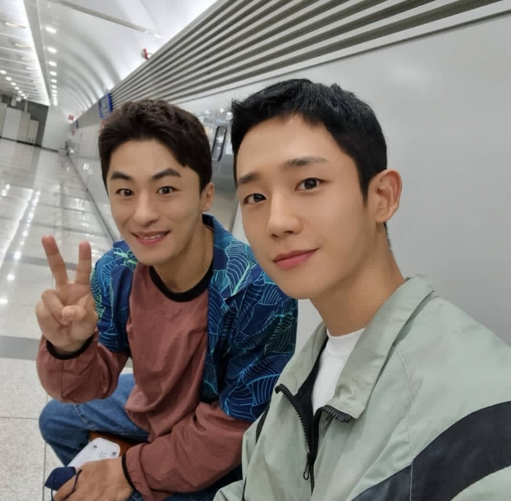 丁海寅與具教煥合照