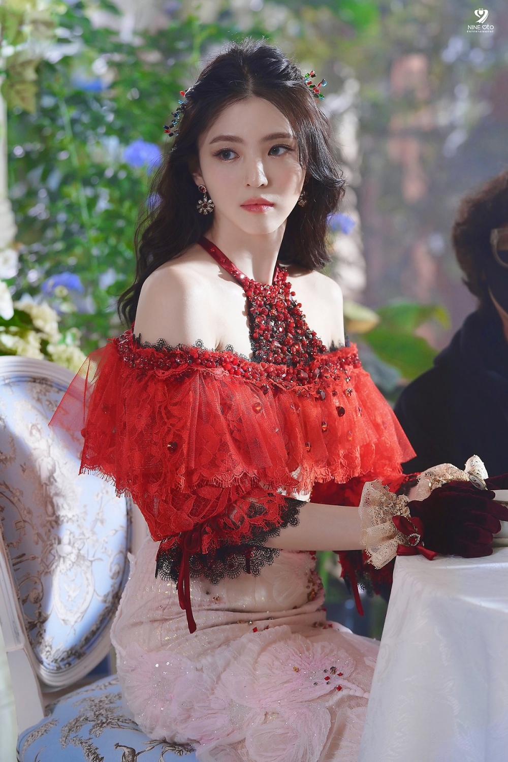 韓韶禧化身漫畫中的「絕美公主」