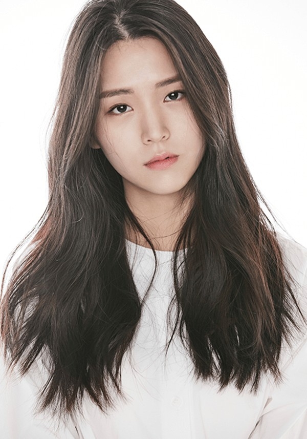 金智恩也被說撞臉雪炫