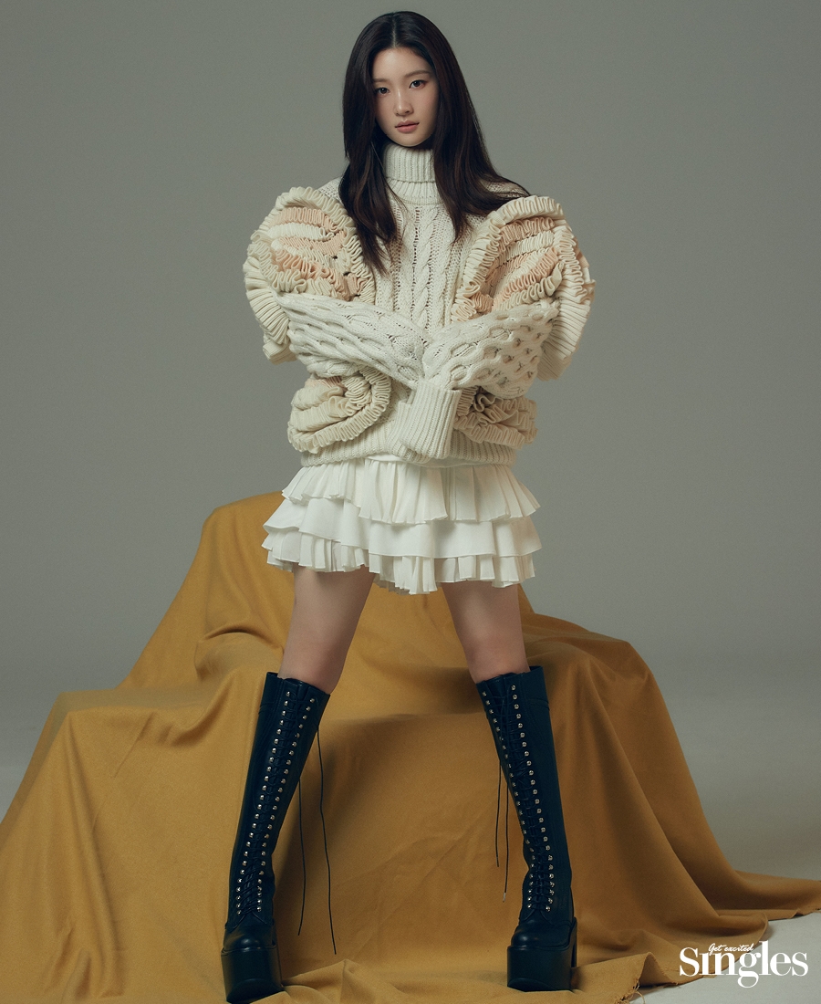 鄭彩娟畫報公開