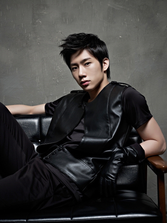 孫宇賢原本是以偶像團體出道