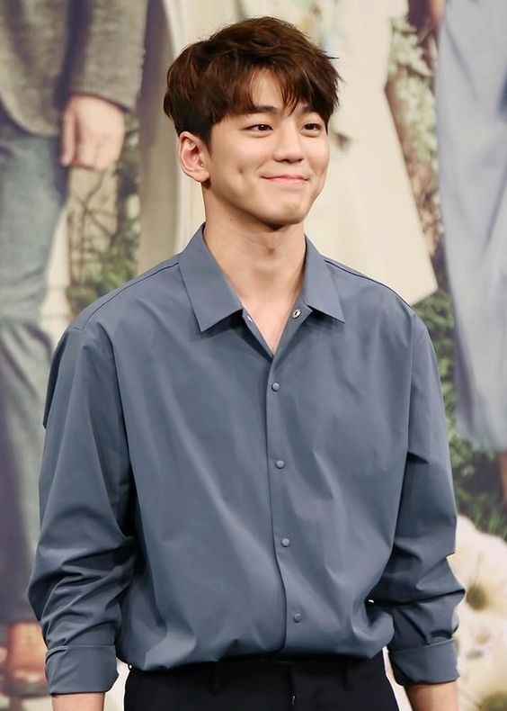 金旻奎飾演倫布里、禹延宇