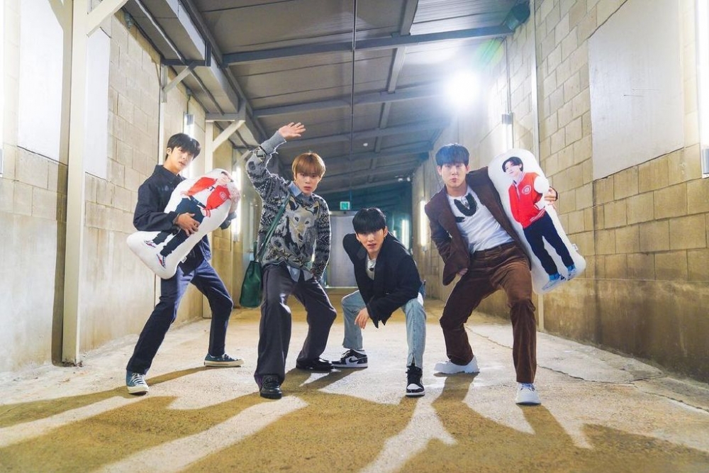 民赫、基賢、亨源、周憲(MONSTA X)