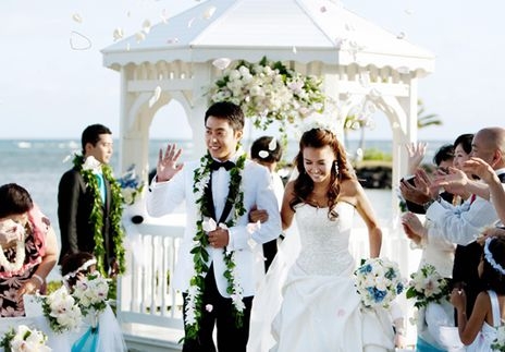 殷志源2010年與初戀女友在夏威夷結婚