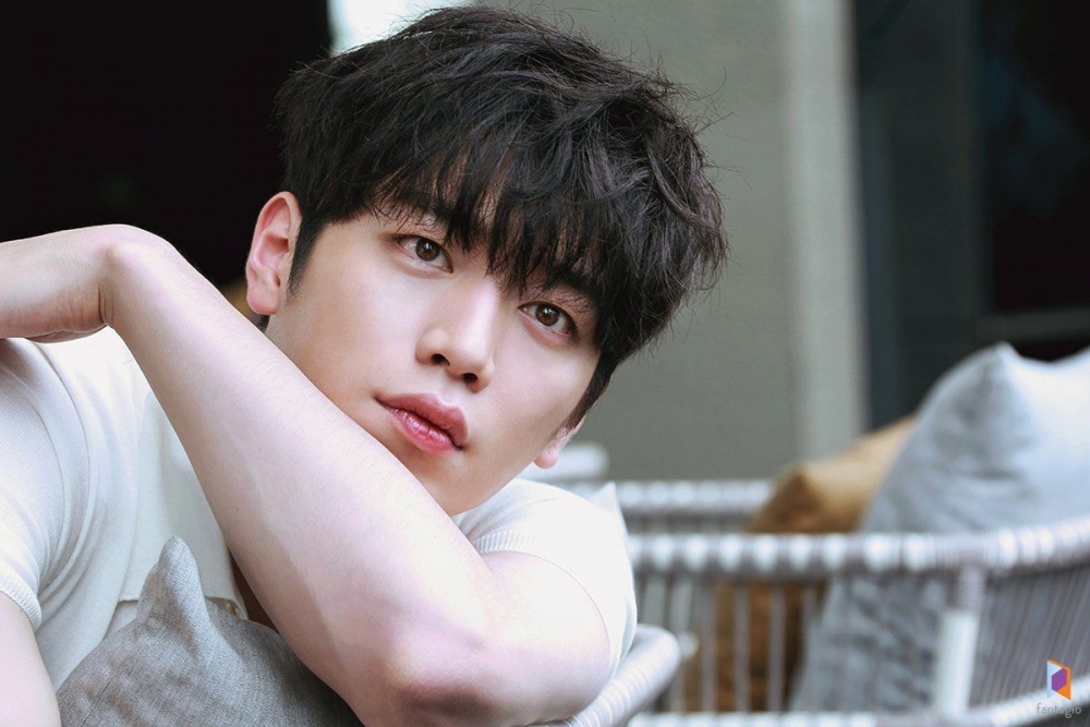 韓國美男代表：徐康俊