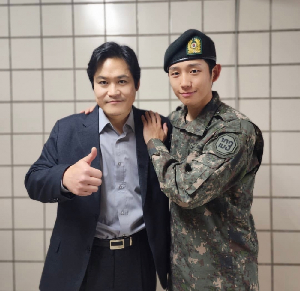 丁海寅與金成均合照