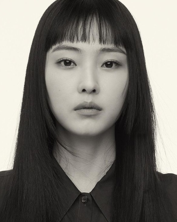 《青春月譚》飾演天才少女閔在伊