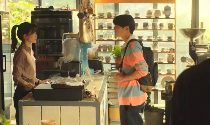 觀眾對於男女主角突兀的感情線爆發不滿