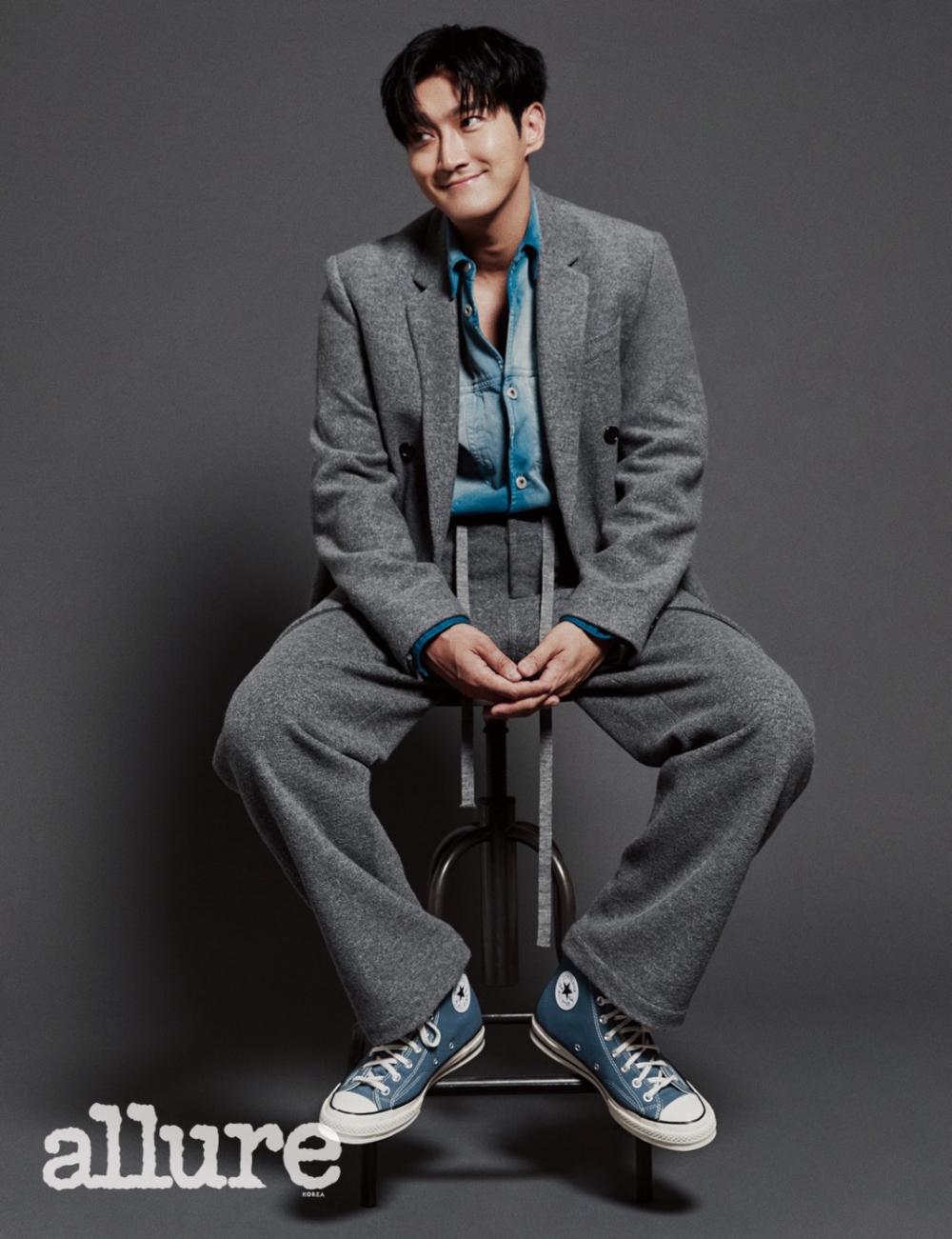 崔始源畫報公開