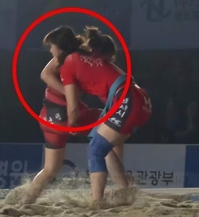 朴智賢曾是摔角選手照片曝光