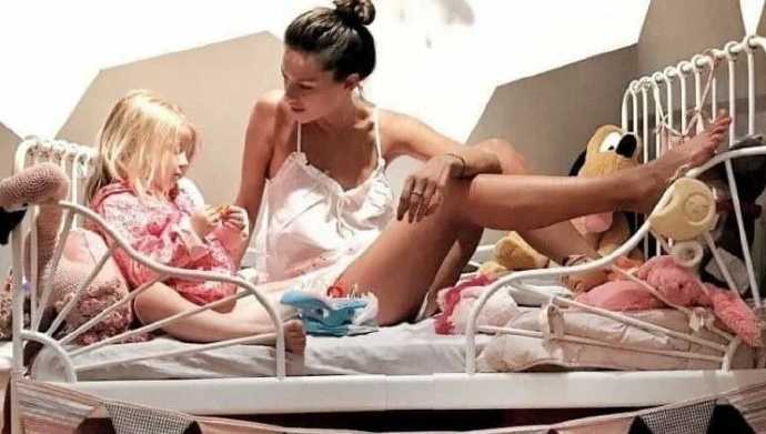 宋仲基女友凱蒂過往與小孩照片被翻出