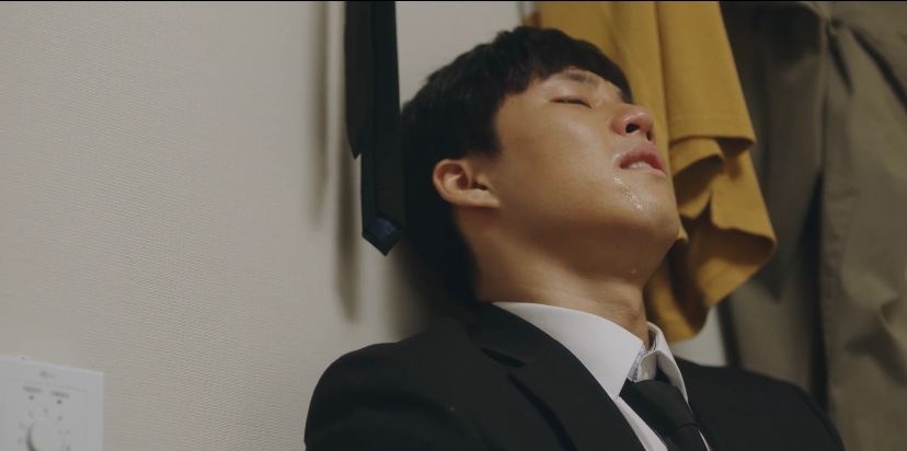 痛不欲生的丈夫