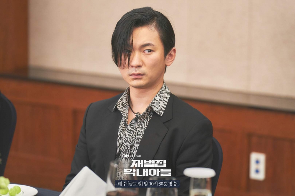 陳亨俊模仿歌手出身的安在旭