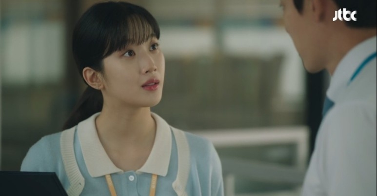 文佳煐飾演女主角「安秀榮」