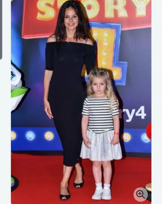 宋仲基女友凱蒂過往與小孩照片被翻出