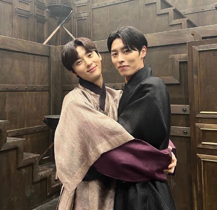 李宰旭表示嫉妒黃旼炫