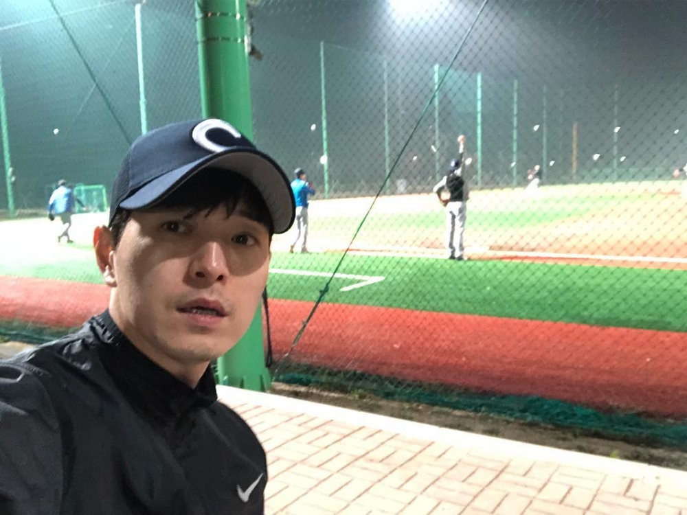 鄭成日時常去打棒球、高爾夫