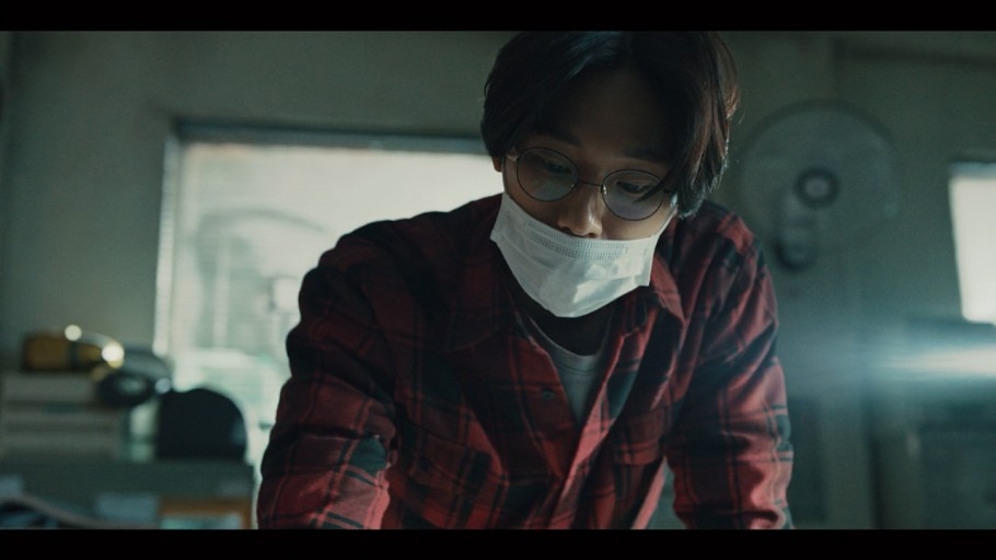 《Sweet Home》飾演醫大休學生李恩赫