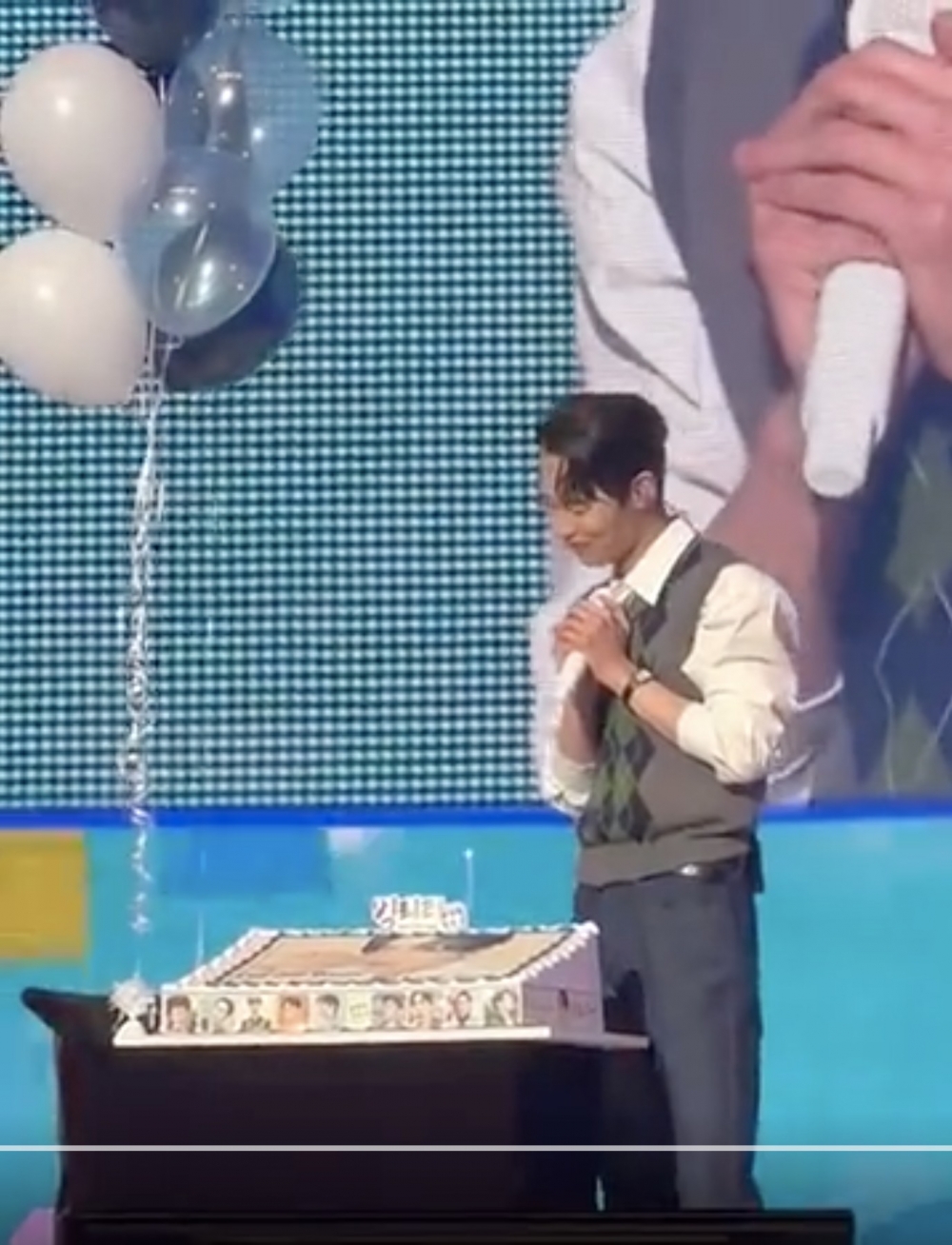 粉絲為李宰旭準備驚喜