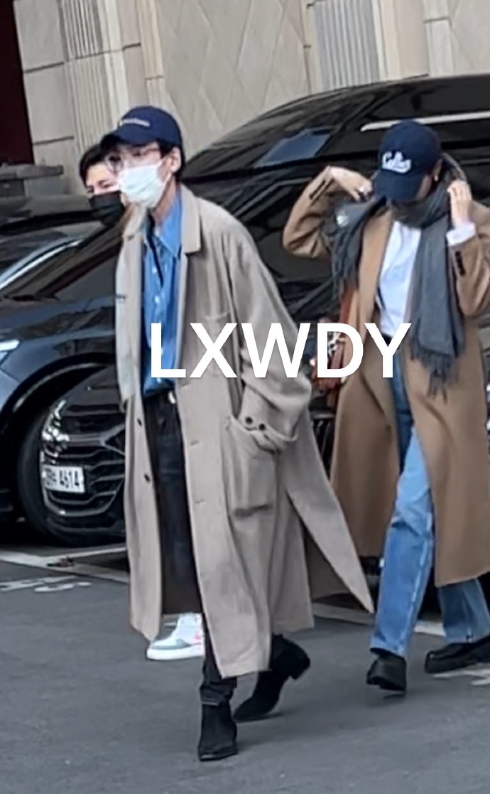 鄭敬淏與秀英一起去看田美都&李奎炯的音樂劇