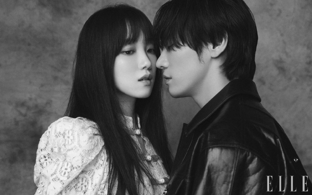 金英光、李聖經情侶畫報公開