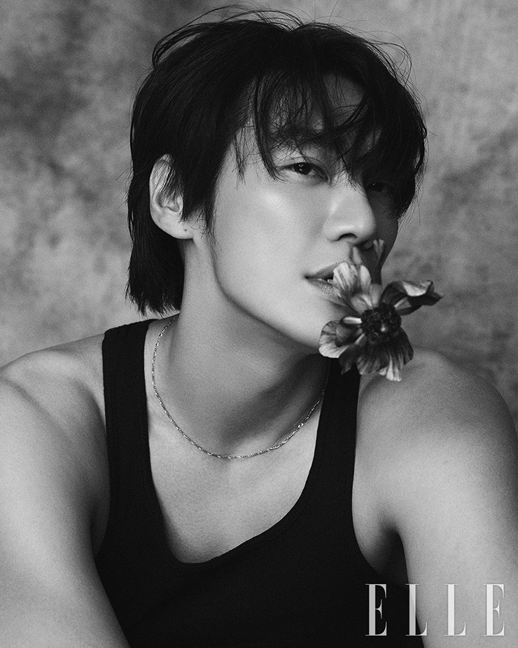 金英光時尚畫報公開