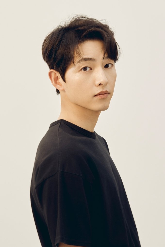 宋仲基飾演脫北者「路基完」