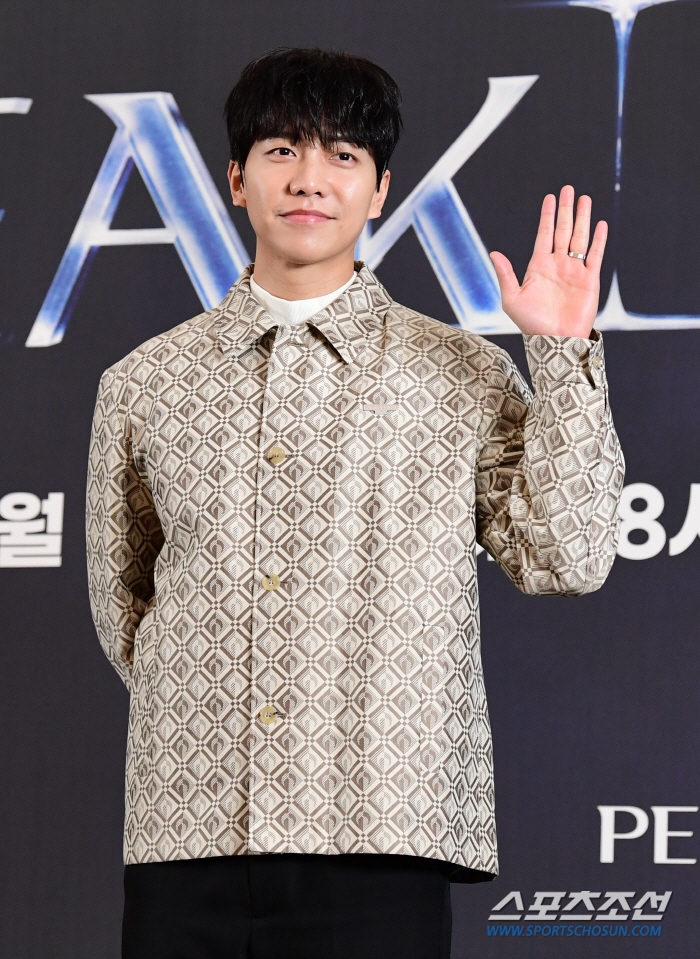 李昇基與前經紀公司發生法律糾紛