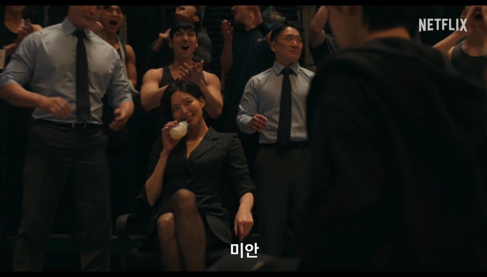 李絮飾演殺人企業M.K ent的理事「車民熙」