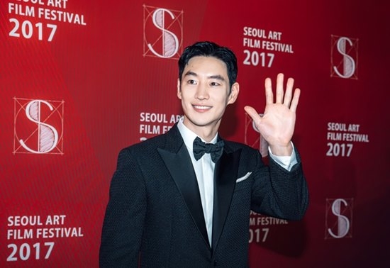 李帝勳曾客串《千元律師》