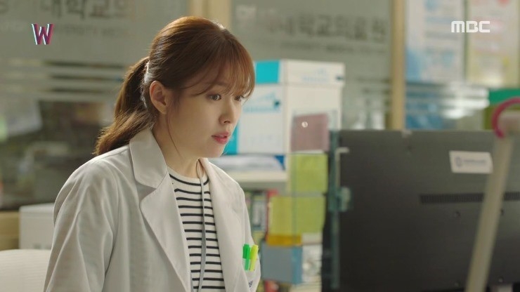 原版吳妍珠設定為明世醫院胸腔外科醫生