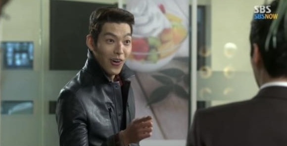 宰寯和英道是初中同學