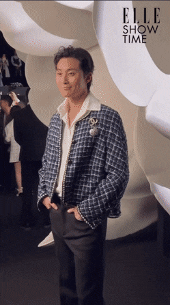 朴敘俊與桂綸鎂握手問候