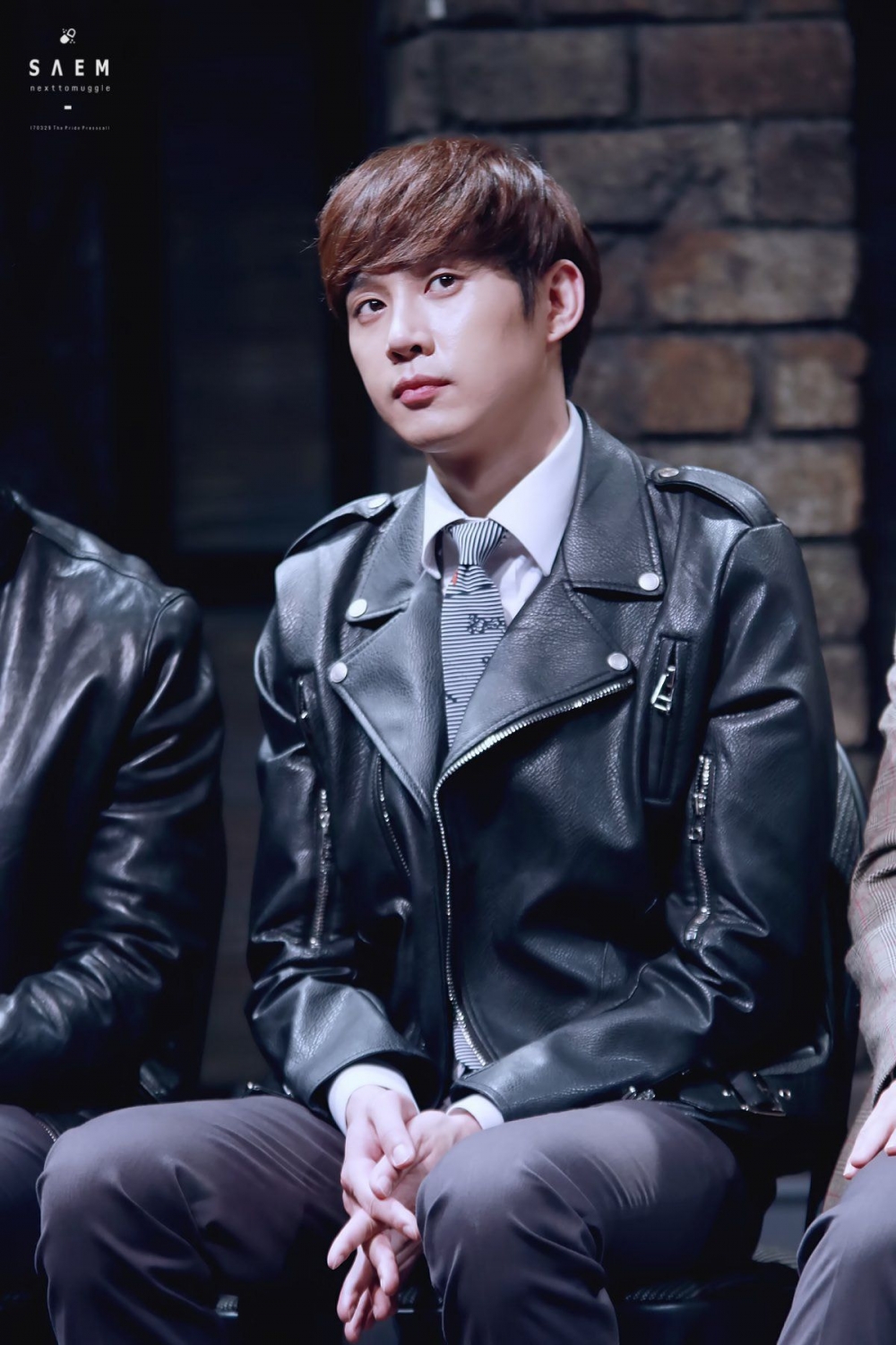 朴成勳話劇演員時期舊照公開