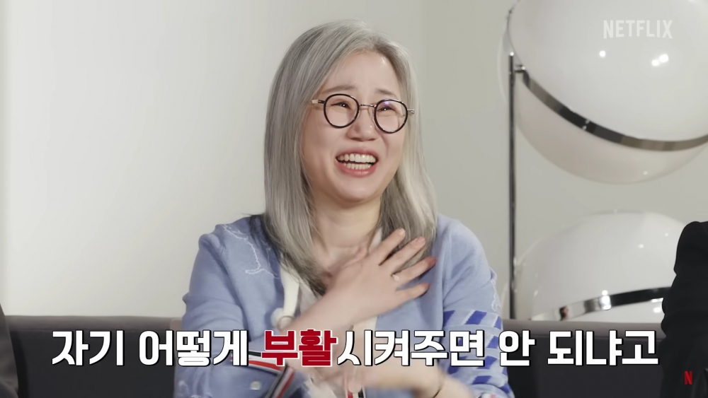 在第二季被送入真空袋慘死的金建宇請求作家讓他復活