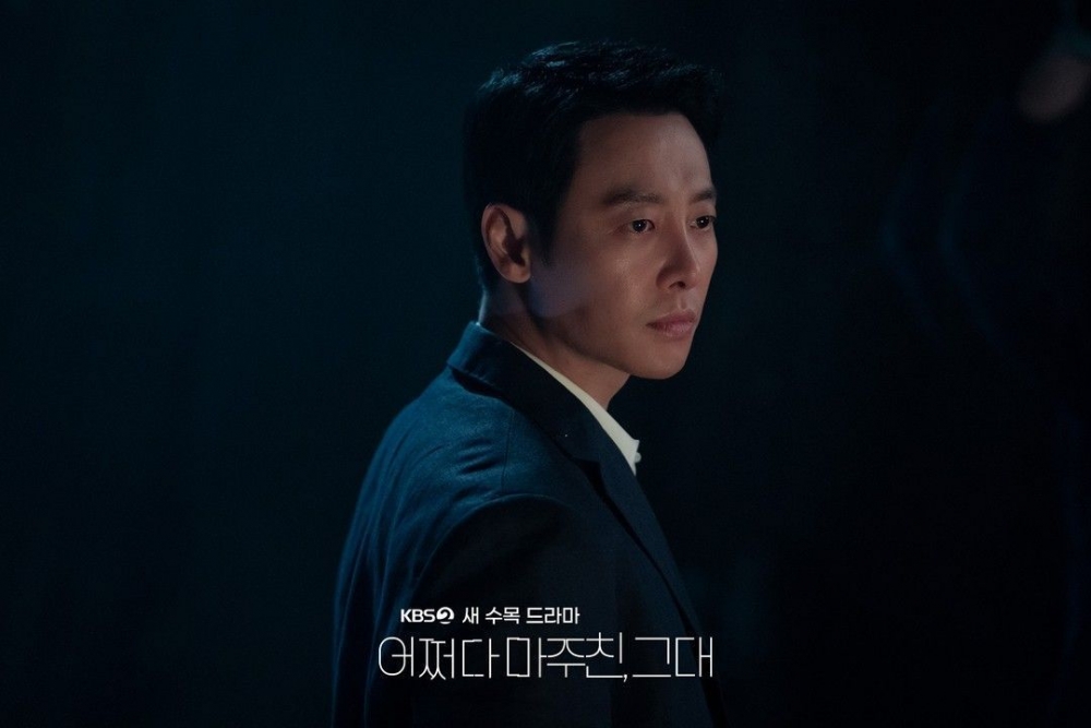 金東旭飾演最年輕的週末9點新聞主播「尹海俊」