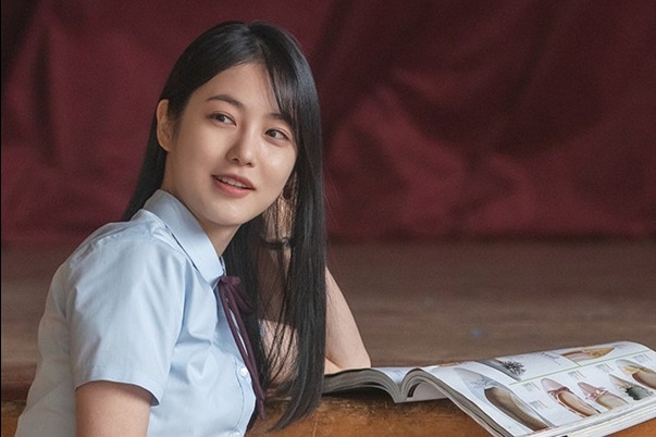 辛叡恩飾演反派「朴涎鎮」少年時期