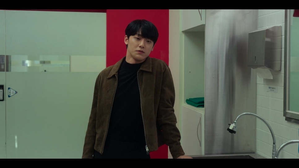 如炡到醫院獲取媽媽的支持