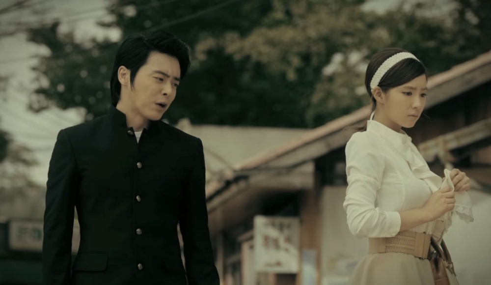 該部廣告公開後，便讓觀眾敲碗兩人能演一部類似的史劇