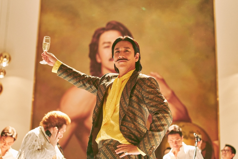 李善均飾演島國財閥「Jonathan」