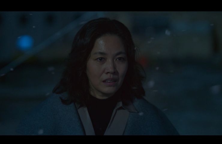 朴尚任及時出現救下同珢並求助她幫助如炡