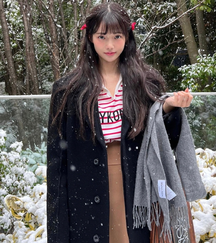 夏沇秀被韓網友讚像「純情漫畫女主角」