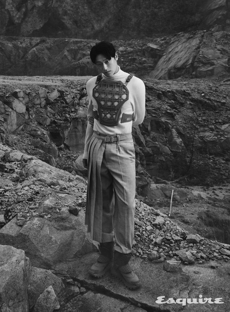 李到晛目前正處於休息的狀態