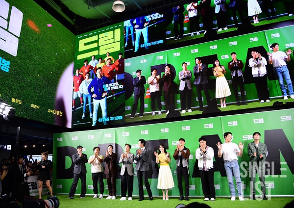 《Dream》舉行VIP特映會Showcase