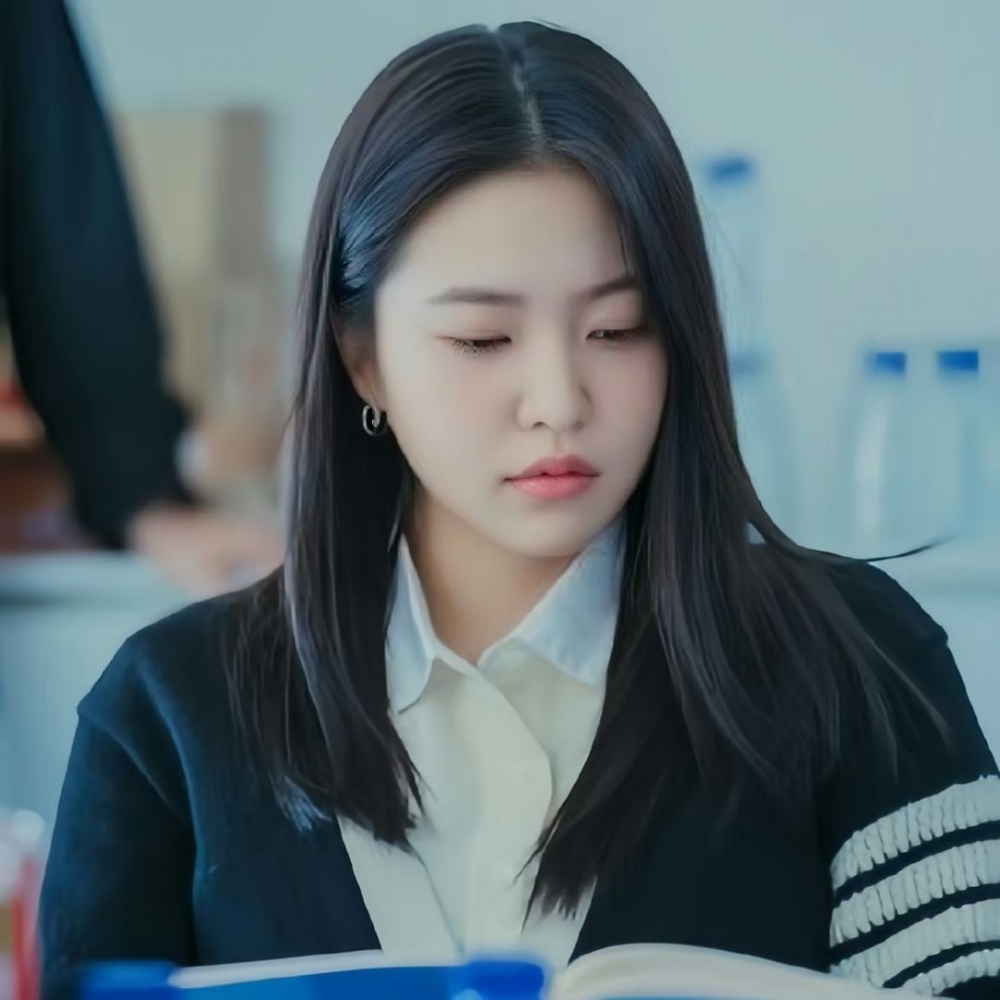 Yeri將飾演財閥集團的繼承女兼嫌疑人「白濟娜」