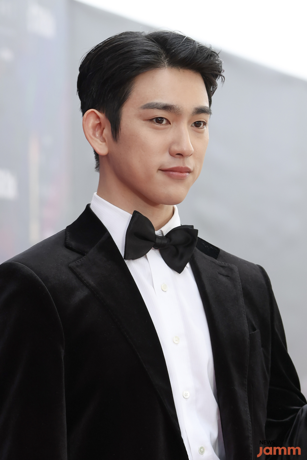 朴珍榮於5月8日低調入伍