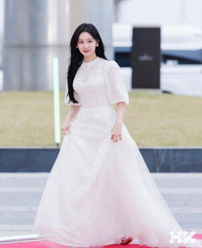 《百想藝術大獎》金智媛